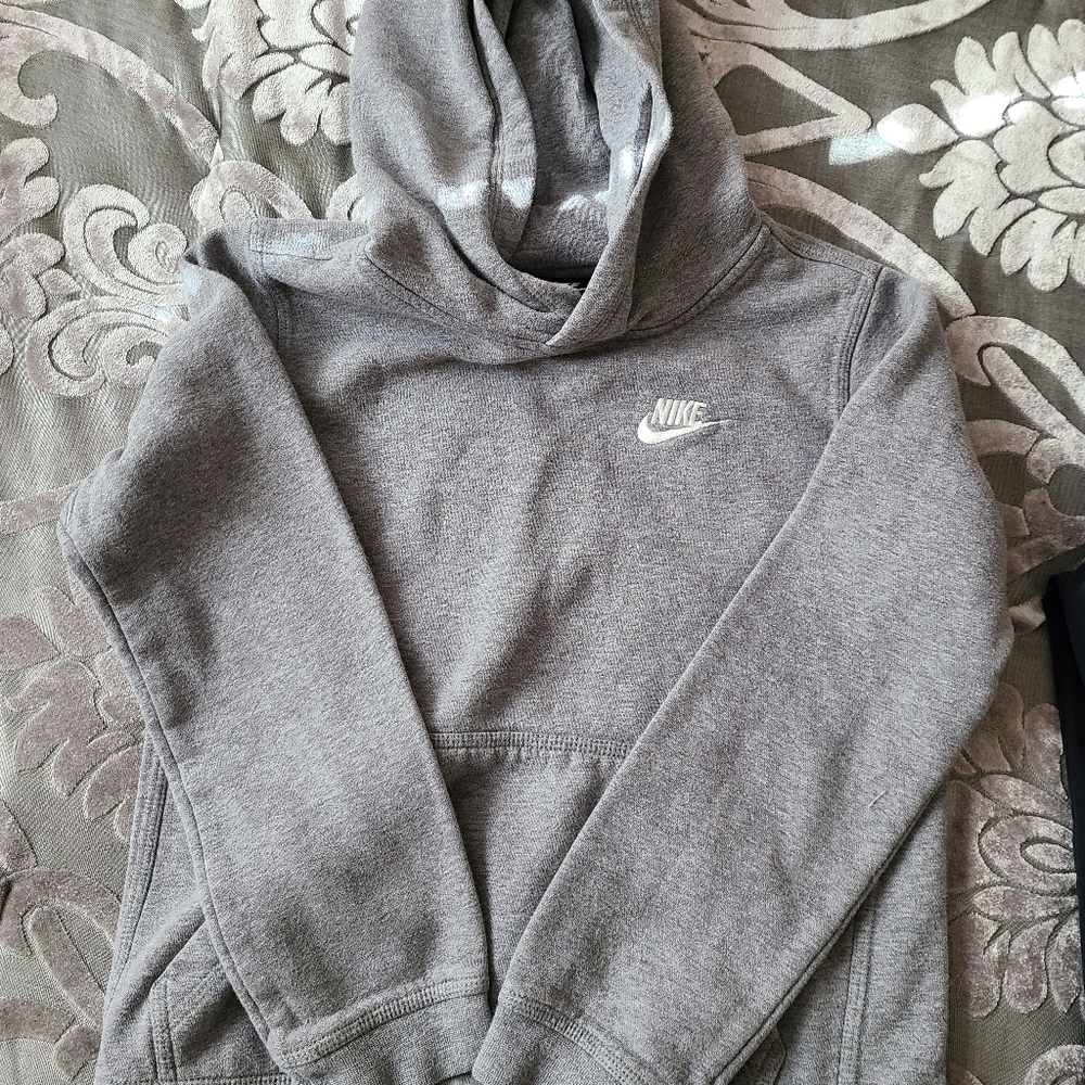 1 Nike Grey Youth Unisex Sweatshirt